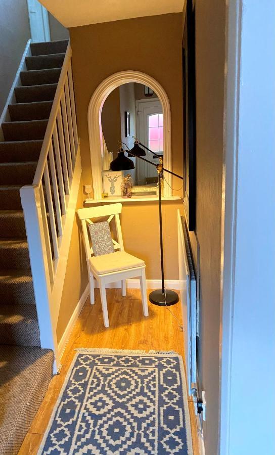 Cheerful And Cosy Double Room Belfast Exterior photo